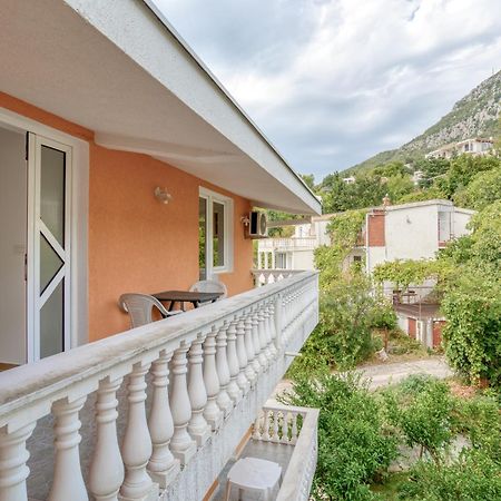 Snezna Kraljica Apartment Sutomore Bagian luar foto