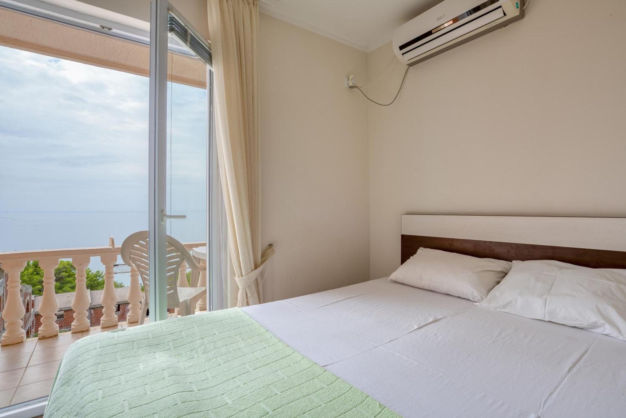Snezna Kraljica Apartment Sutomore Bagian luar foto
