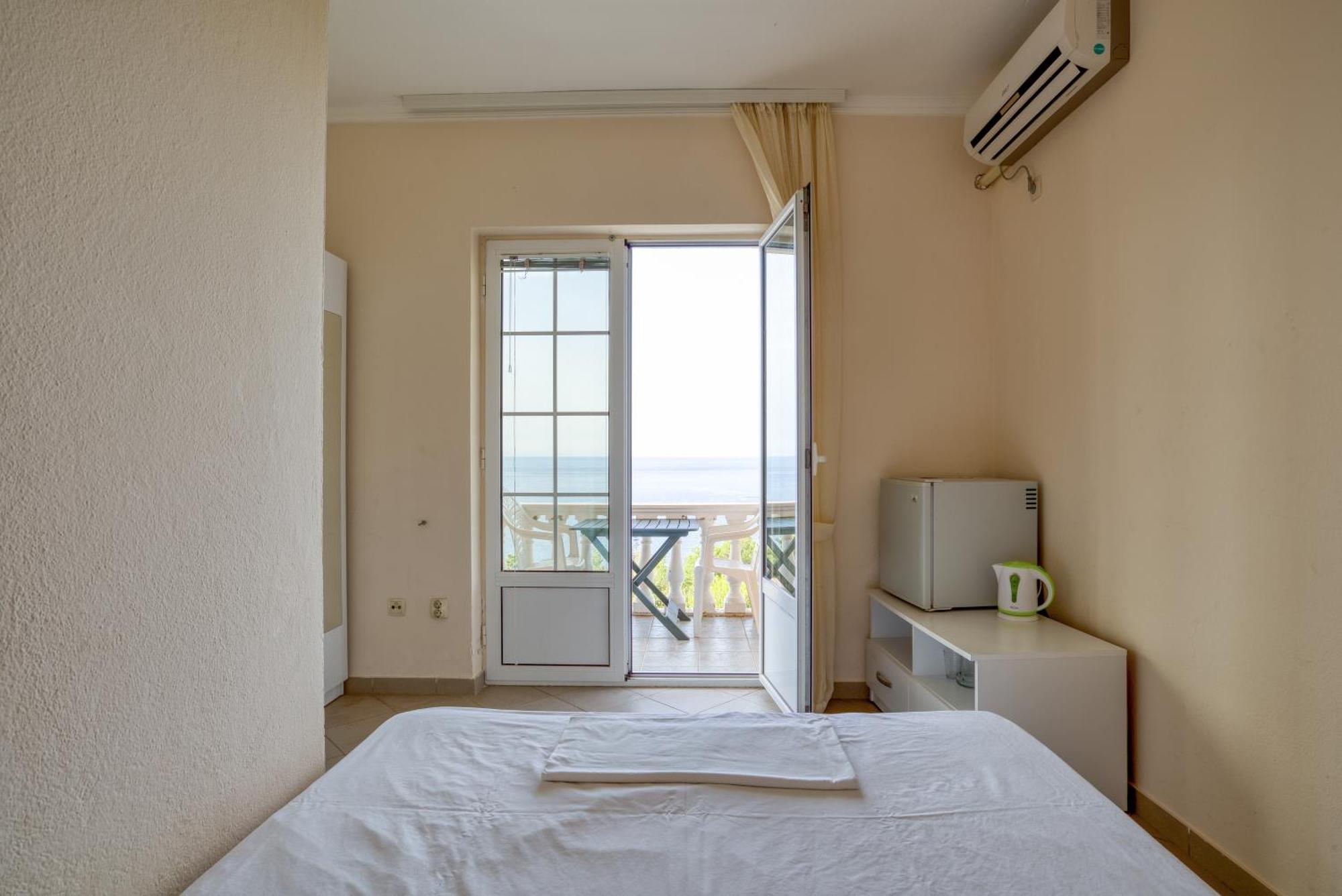 Snezna Kraljica Apartment Sutomore Bagian luar foto